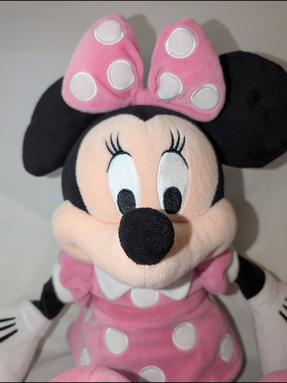Disney Store Minnie Mouse - Picture 4 of 9